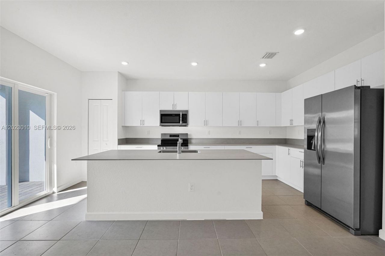 27210 SW 159th Path , Unit 10, Homestead, FL 33031 Photo