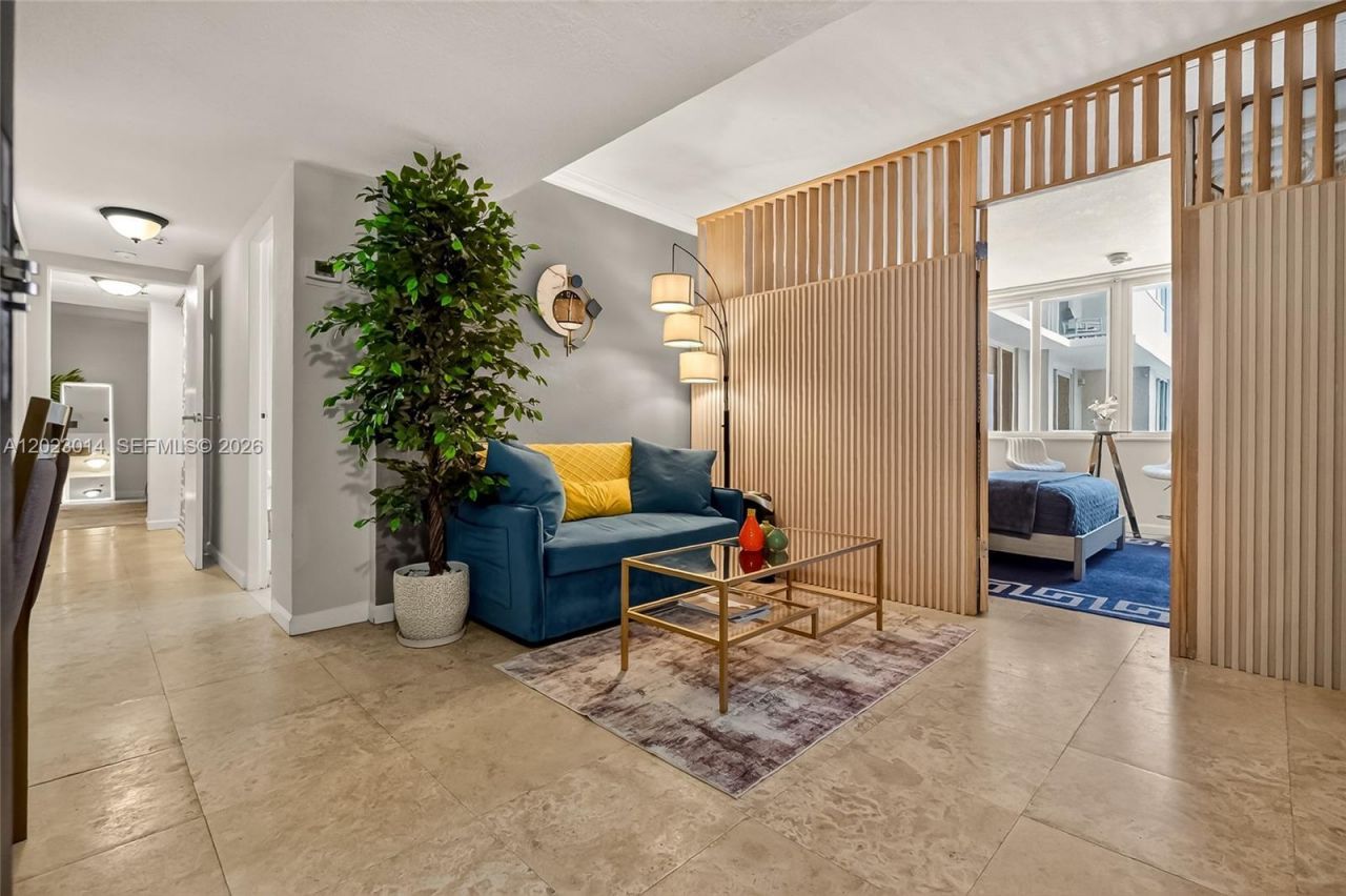 19201 Collins Ave, Unit 949, Sunny Isles Beach, FL 33160 Photo