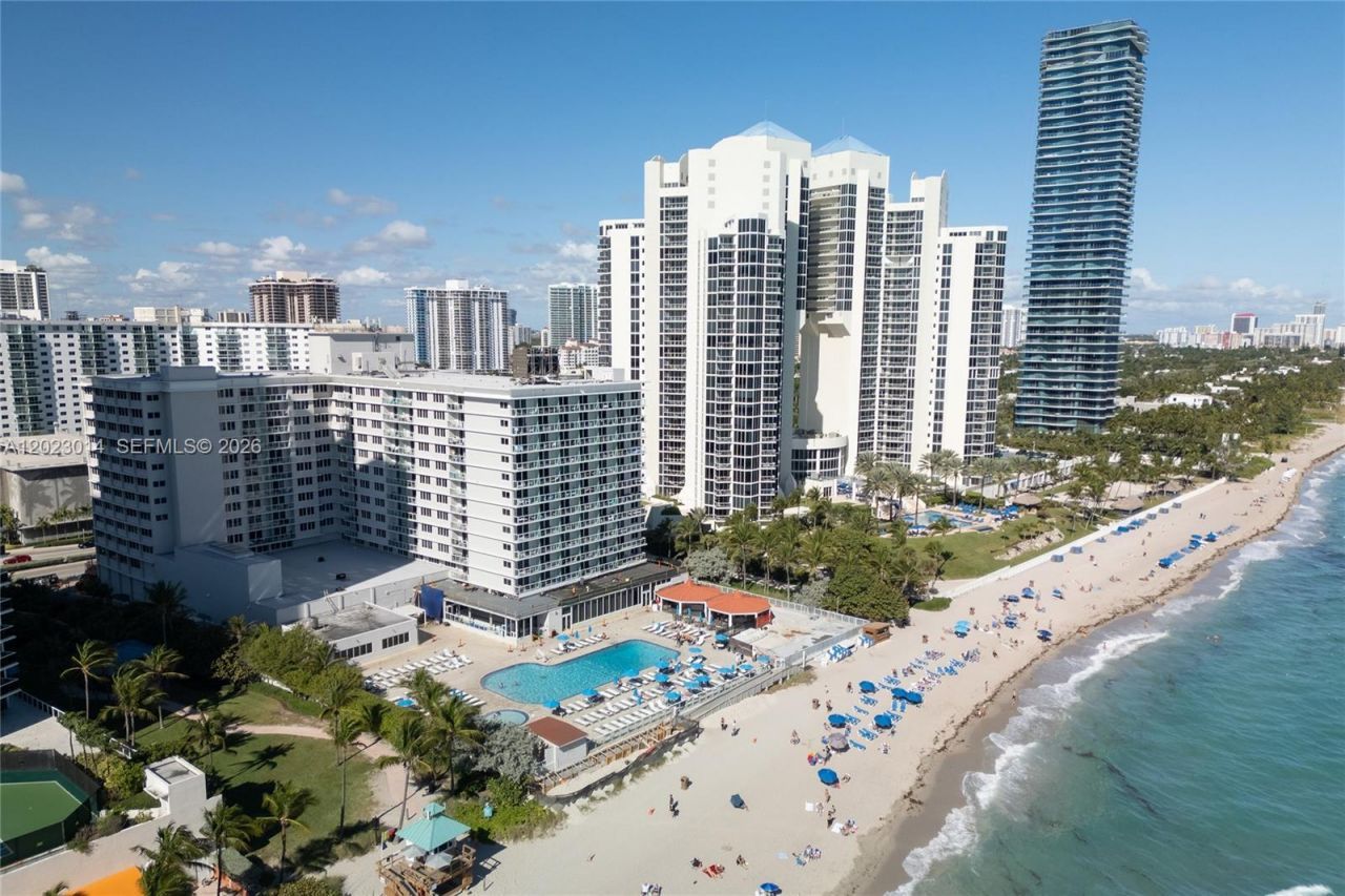 19201 Collins Ave, Unit 949, Sunny Isles Beach, FL 33160 Photo
