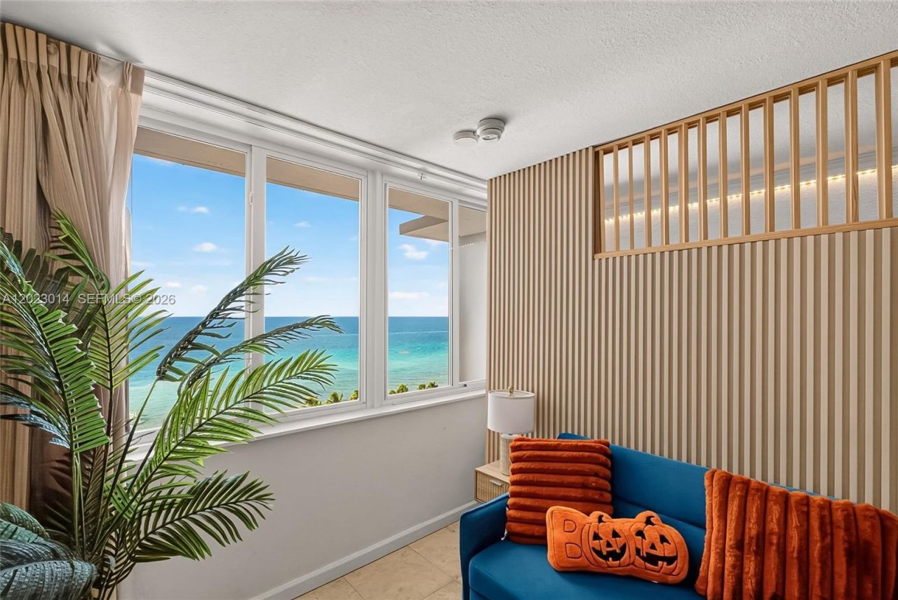 19201 Collins Ave, Unit 949, Sunny Isles Beach, FL 33160 Photo
