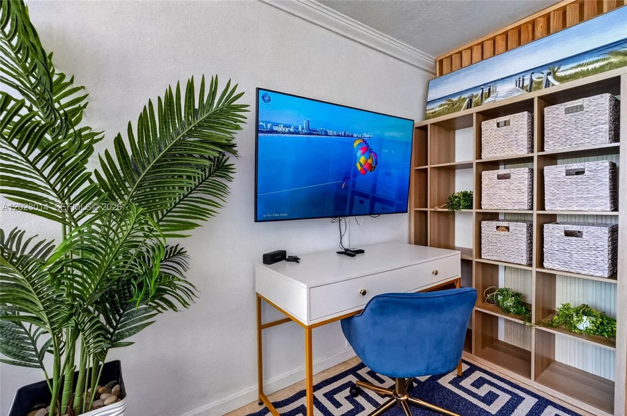 19201 Collins Ave, Unit 949, Sunny Isles Beach, FL 33160 Photo