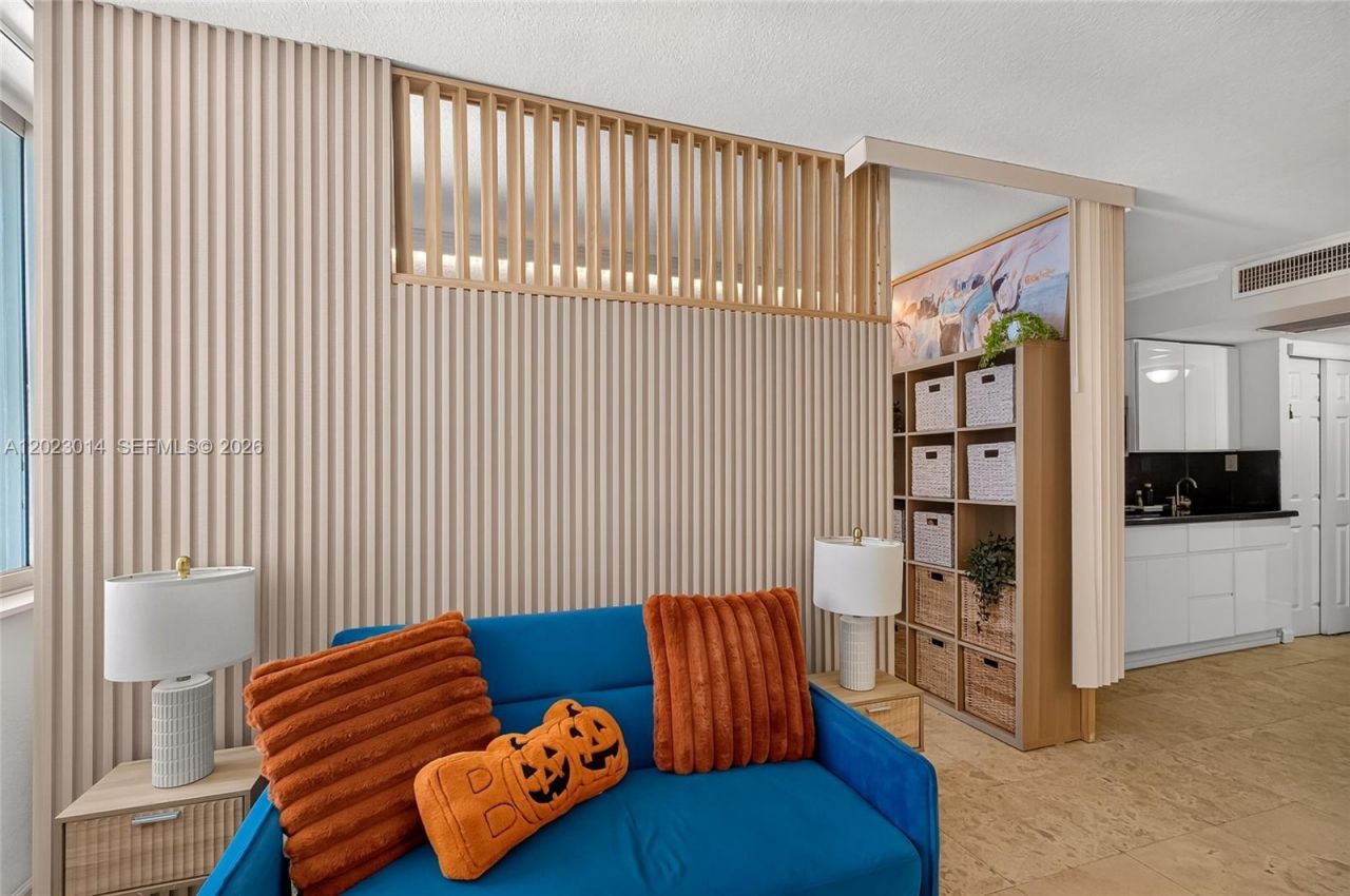 19201 Collins Ave, Unit 949, Sunny Isles Beach, FL 33160 Photo