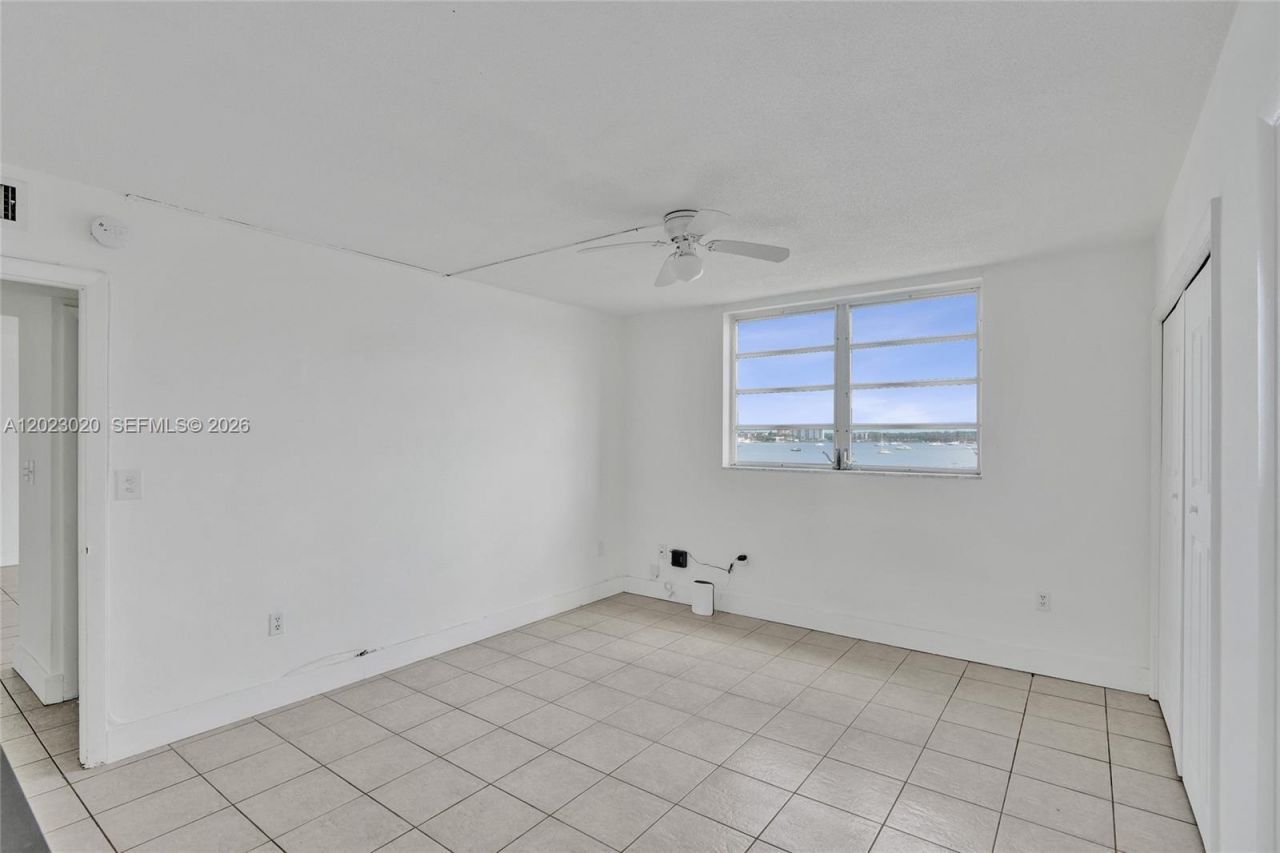 2920 Point East Dr , Unit N408, Aventura, FL 33160 Photo
