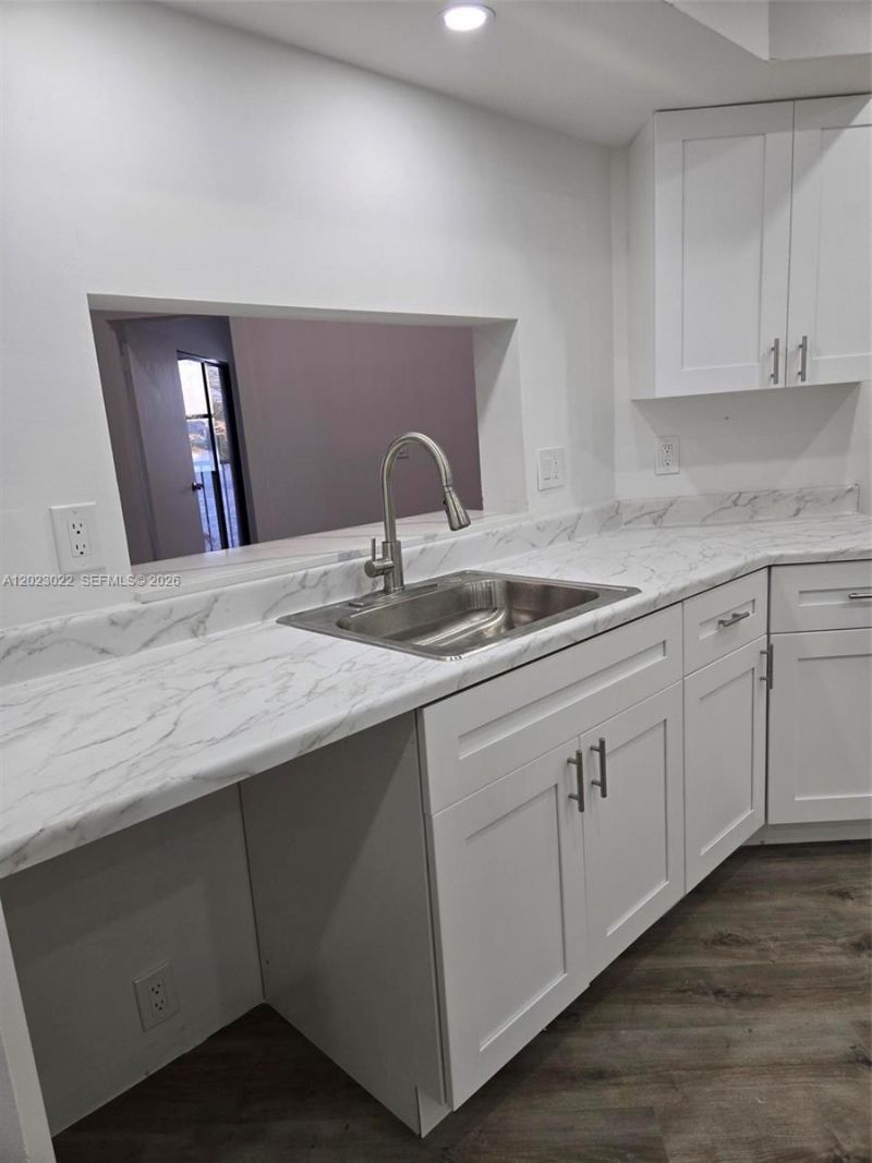 800 Independence Dr , Unit 800L, Homestead, FL 33034 Photo