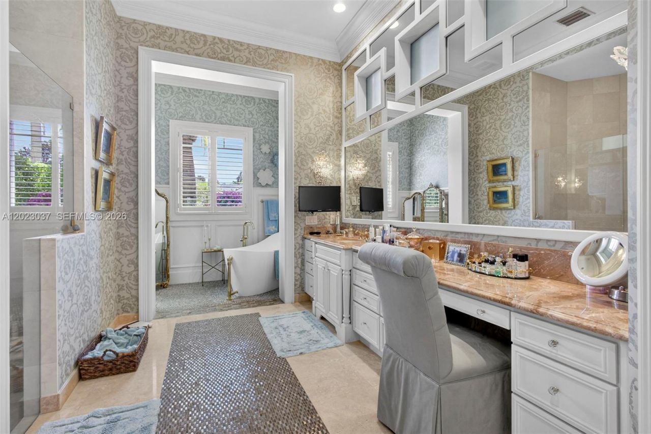 656 Hermitage Cir, Palm Beach Gardens, FL 33410 Photo