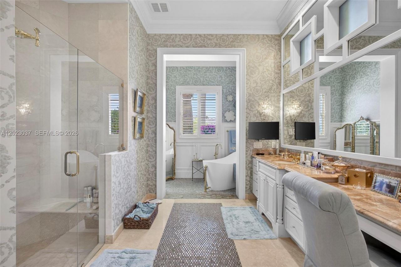 656 Hermitage Cir, Palm Beach Gardens, FL 33410 Photo