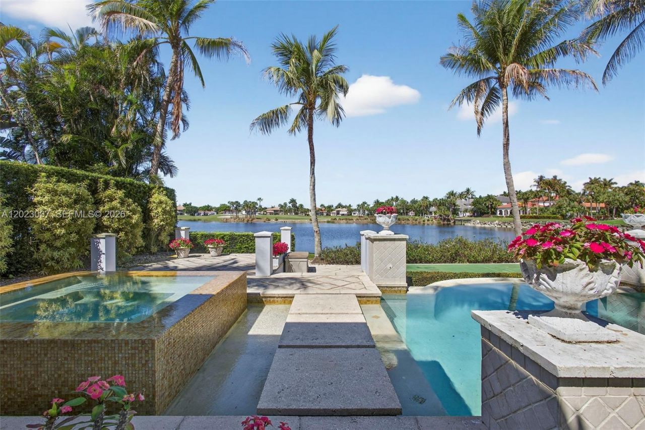 656 Hermitage Cir, Palm Beach Gardens, FL 33410 Photo