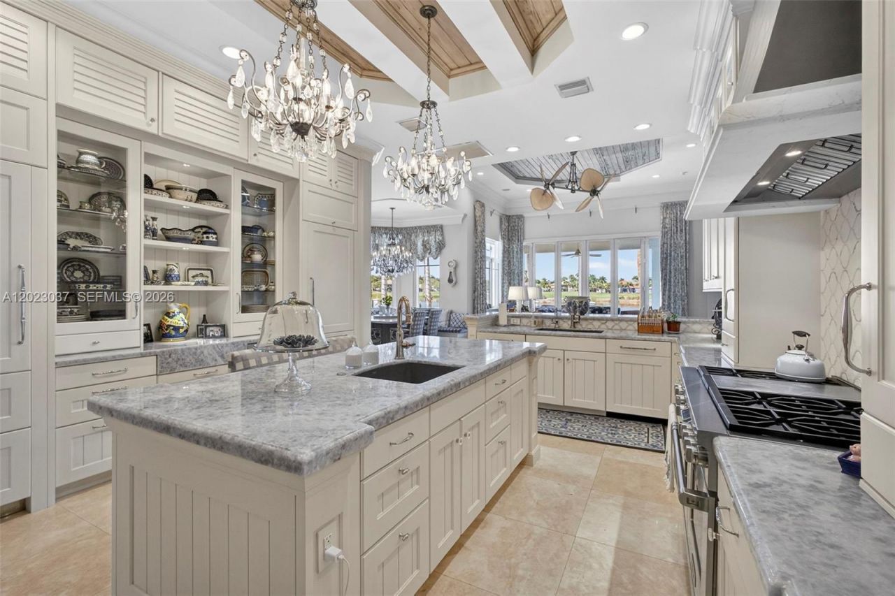 656 Hermitage Cir, Palm Beach Gardens, FL 33410 Photo