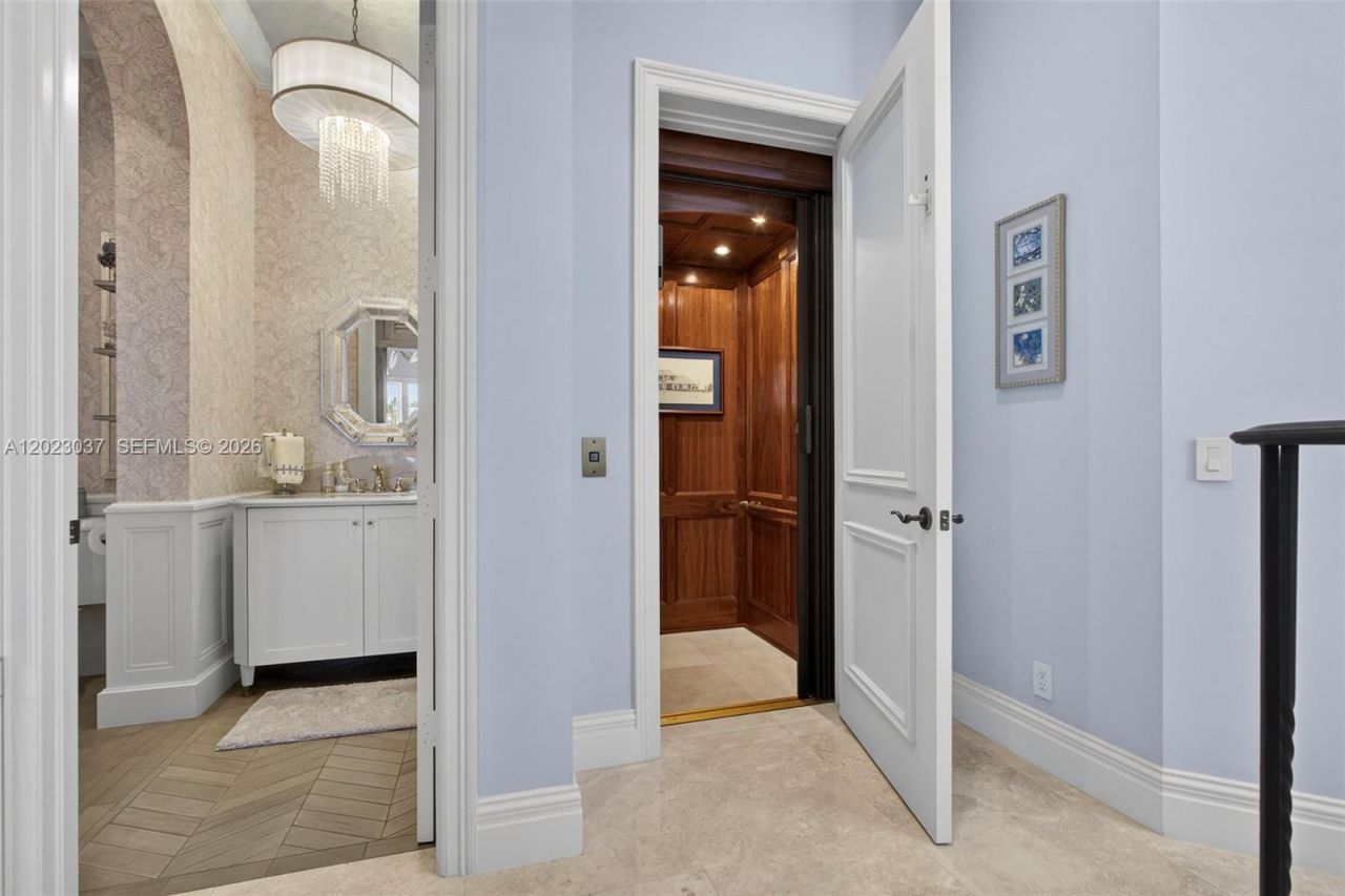 656 Hermitage Cir, Palm Beach Gardens, FL 33410 Photo