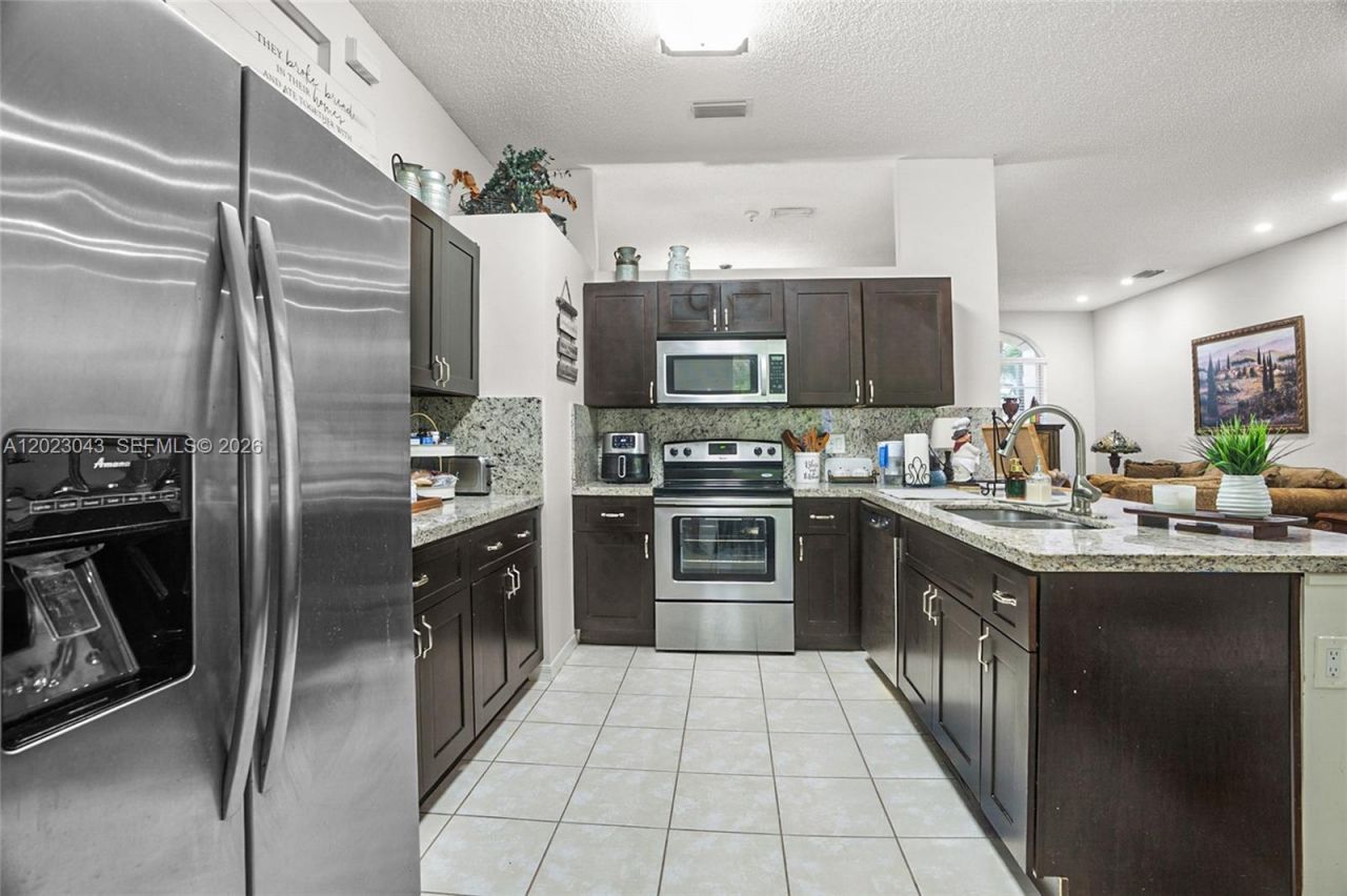 2810 Dunwoodie Pl, Homestead, FL 33035 Photo