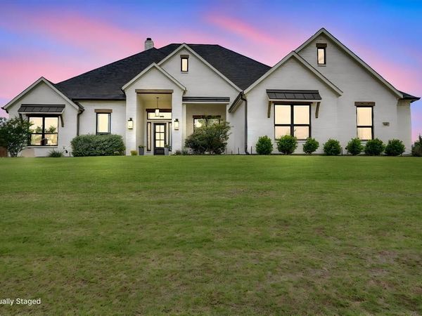 3011 Wesley Street, Midlothian, TX 76065