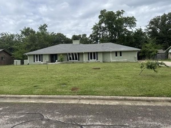 320 Highland Drive , Sulphur Springs, TX 75482