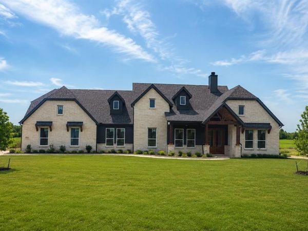 176 County Road 4615, Wolfe City, TX 75496