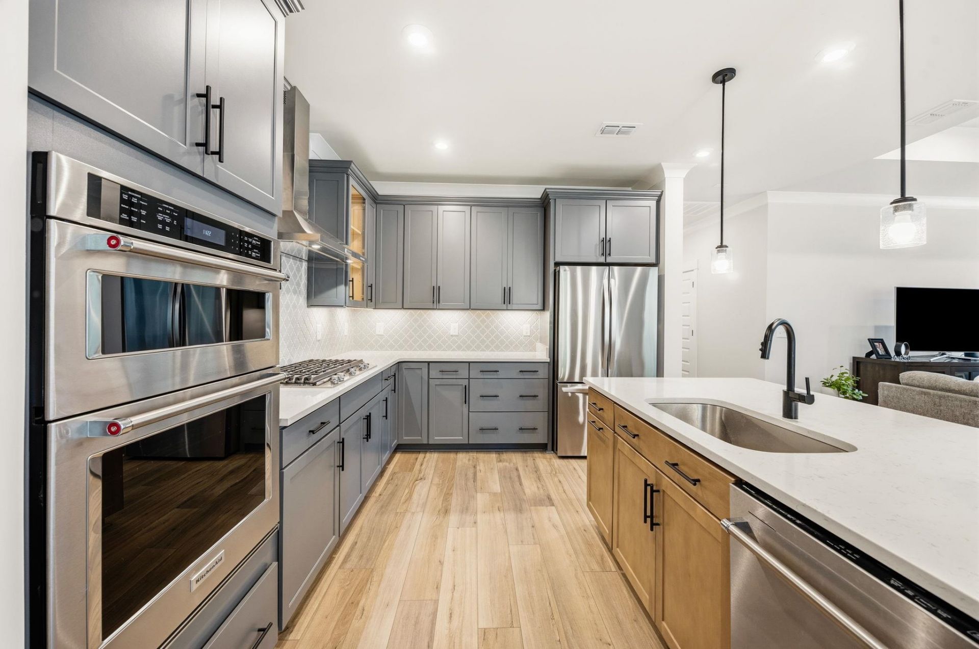 2324 Watershed Way  Photo 7