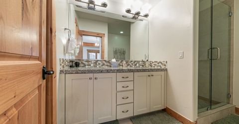 10136 Sagebrush Court, Truckee, CA 96161 Photo