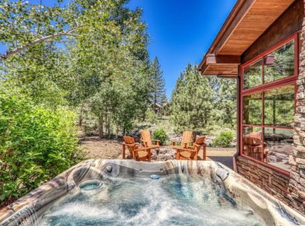 10136 Sagebrush Court, Truckee, CA 96161 Photo