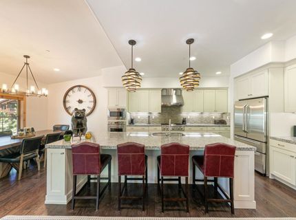 10136 Sagebrush Court, Truckee, CA 96161 Photo