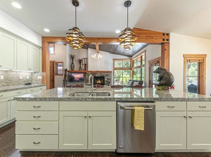 10136 Sagebrush Court, Truckee, CA 96161 Photo