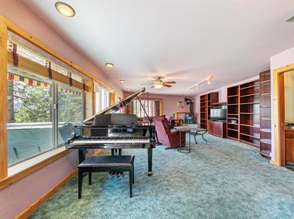 10310 Martis Street, Truckee, CA 96161 Photo