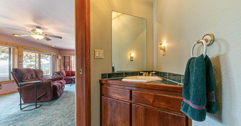 10310 Martis Street, Truckee, CA 96161 Photo
