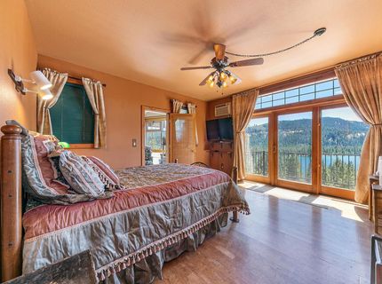 10310 Martis Street, Truckee, CA 96161 Photo