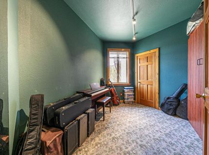 10310 Martis Street, Truckee, CA 96161 Photo
