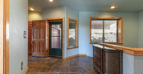 10310 Martis Street, Truckee, CA 96161 Photo
