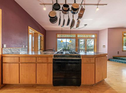 10310 Martis Street, Truckee, CA 96161 Photo