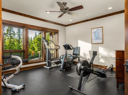 2081 Tahoe Mountain Road, South Lake Tahoe, CA 96150 Photo