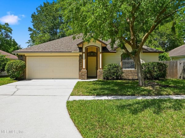 9061 BRIDGECREEK Drive W, Jacksonville, FL 32244