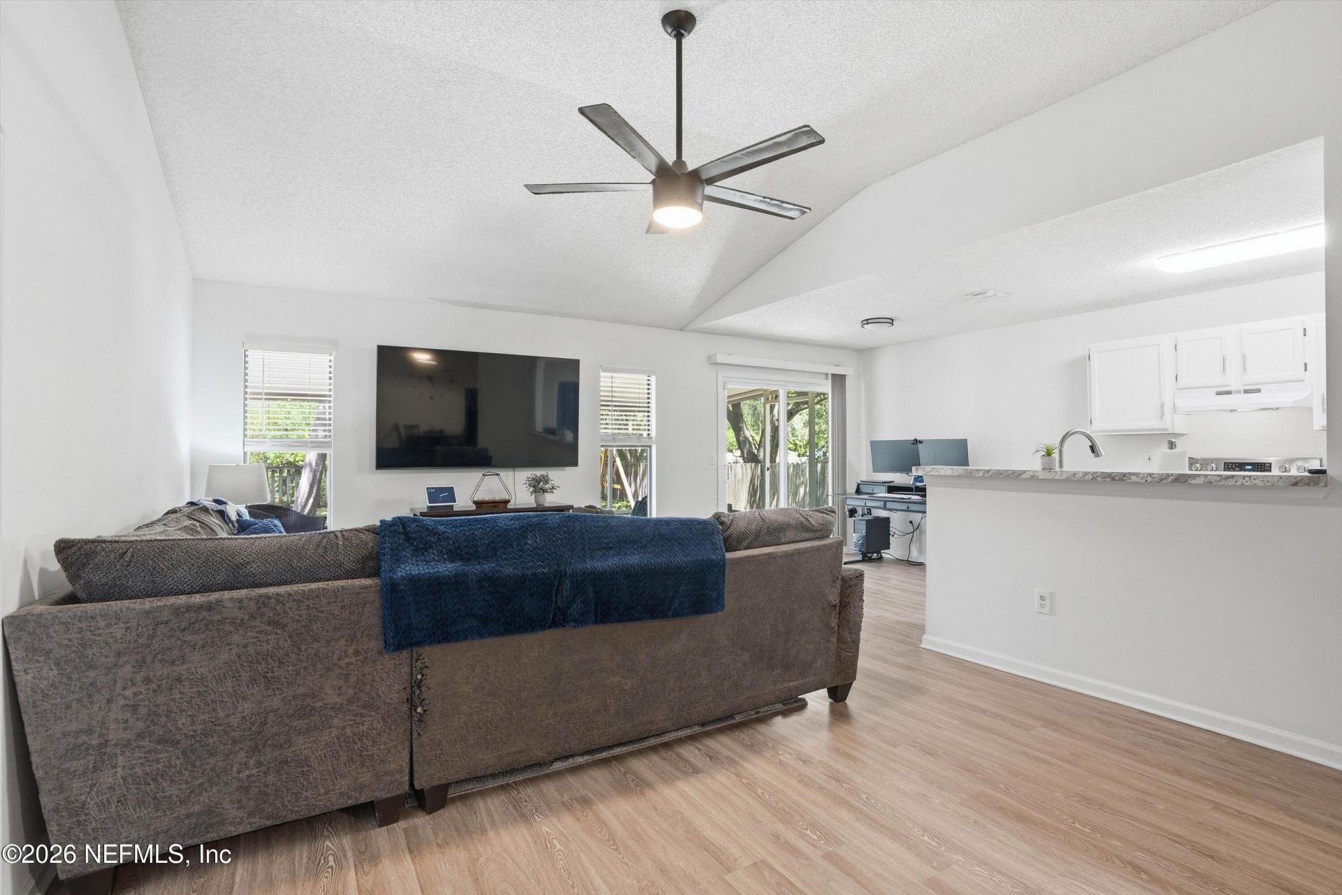 9061 Bridgecreek Drive W, Jacksonville, FL 32244 Photo