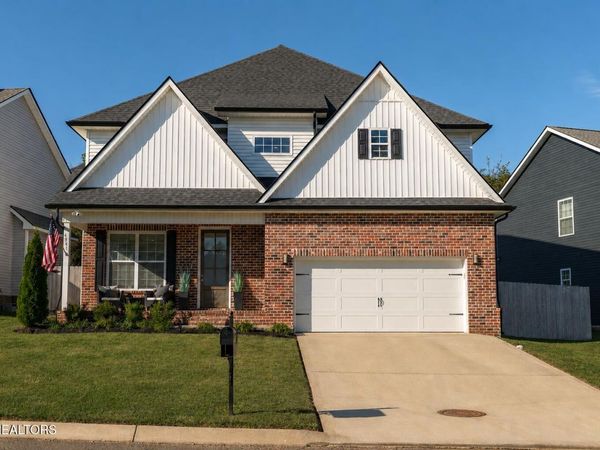 4941 Creek Bank Drive, Knoxville, TN 37920