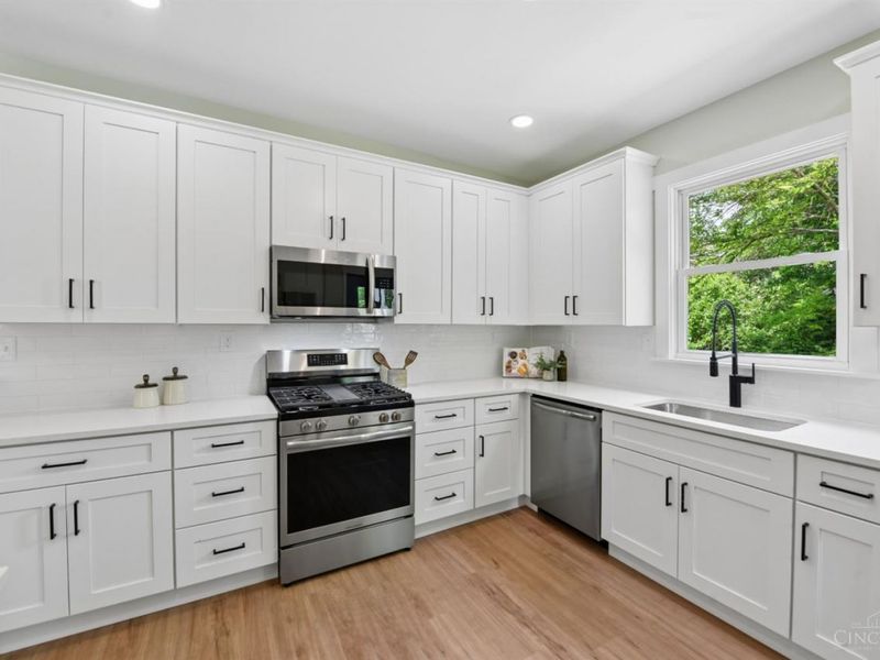 1978 Fairfax Avenue, Cincinnati, OH 45207 Photo 21