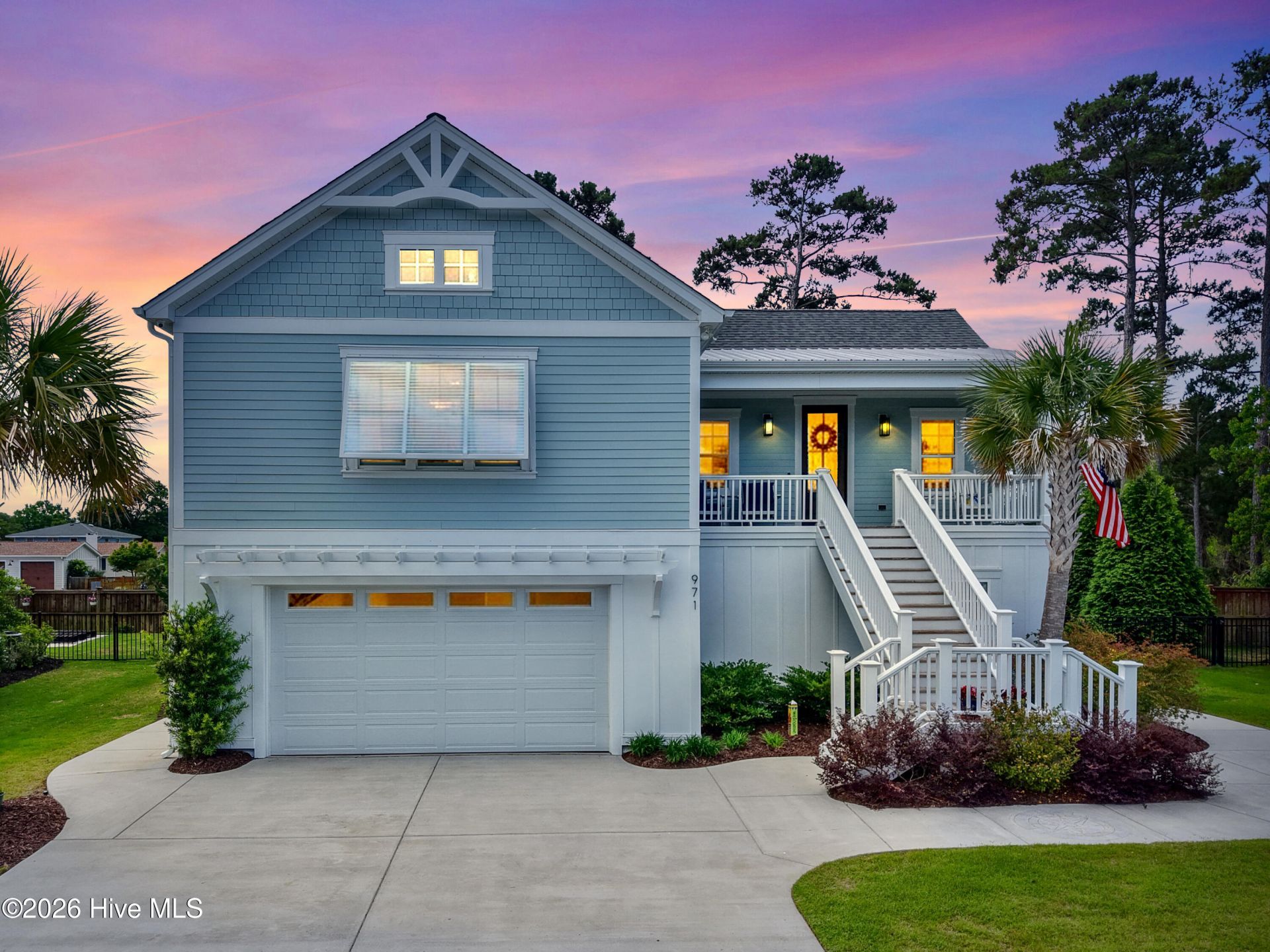 971 Softwind Way, Southport, NC 28461 Main Photo