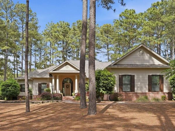 52 Greyabbey Drive, Pinehurst, NC 28374