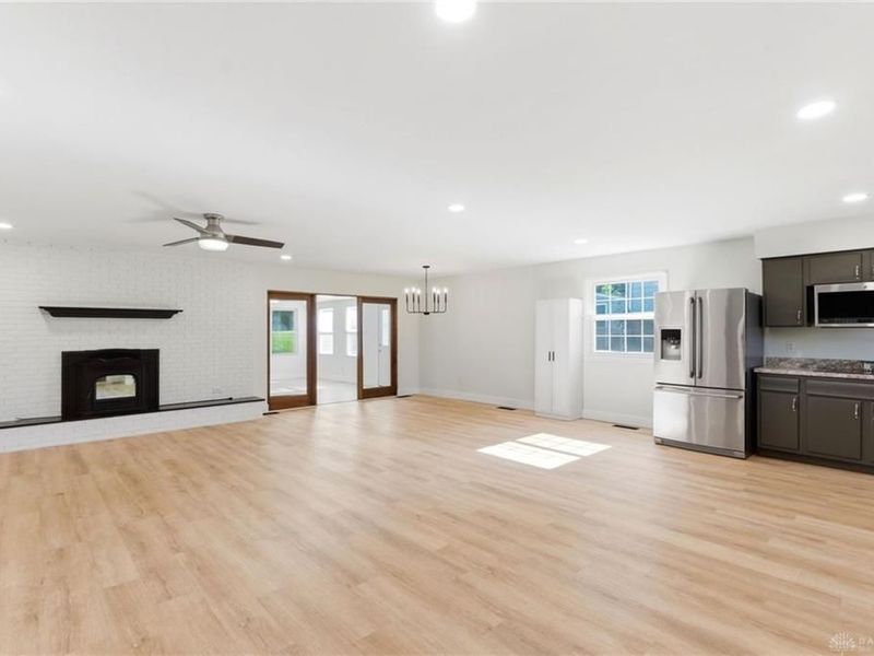 3721 Fiesta Way, Middletown, OH 45044 Photo 9