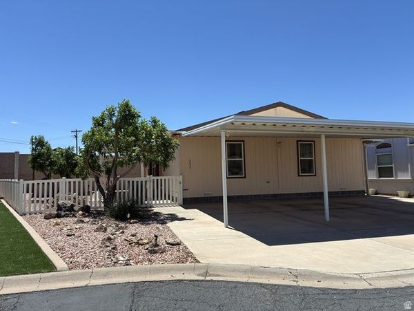 3825 W 20 N, Hurricane, UT 84737