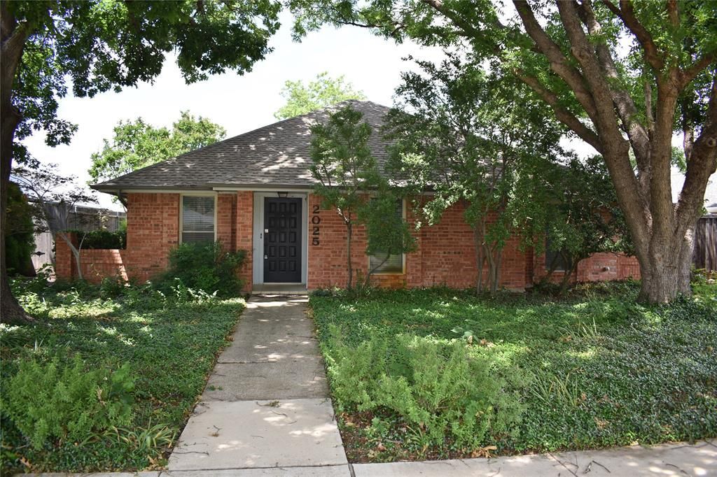2025 Espinosa Drive, Carrollton, TX 75010 Main Photo