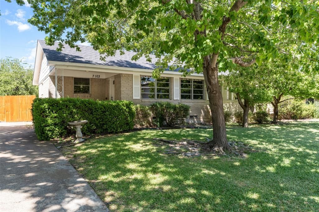 7103 Wake Forrest Drive, Dallas, TX 75214 Main Photo