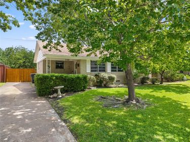 7103 Wake Forrest Drive, Dallas, TX 75214