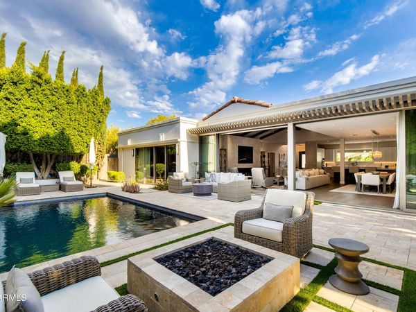 3160 E STELLA Lane, Phoenix, AZ 85016