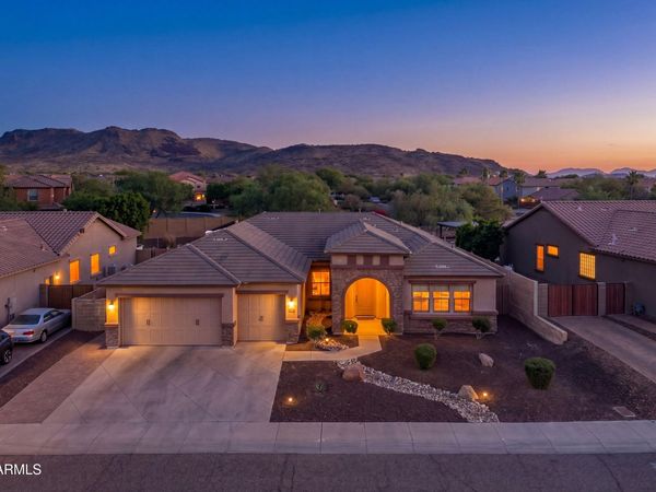 25609 N 55th Drive, Phoenix, AZ 85083
