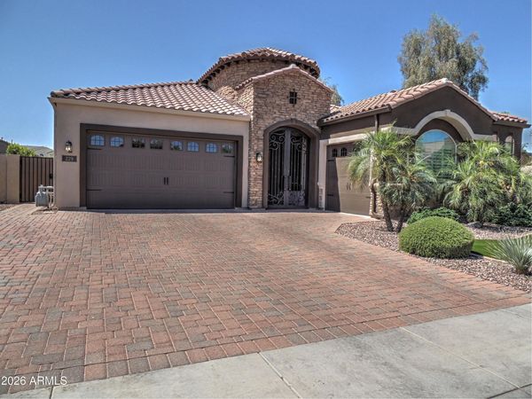 229 E POWELL Way, Chandler, AZ 85249