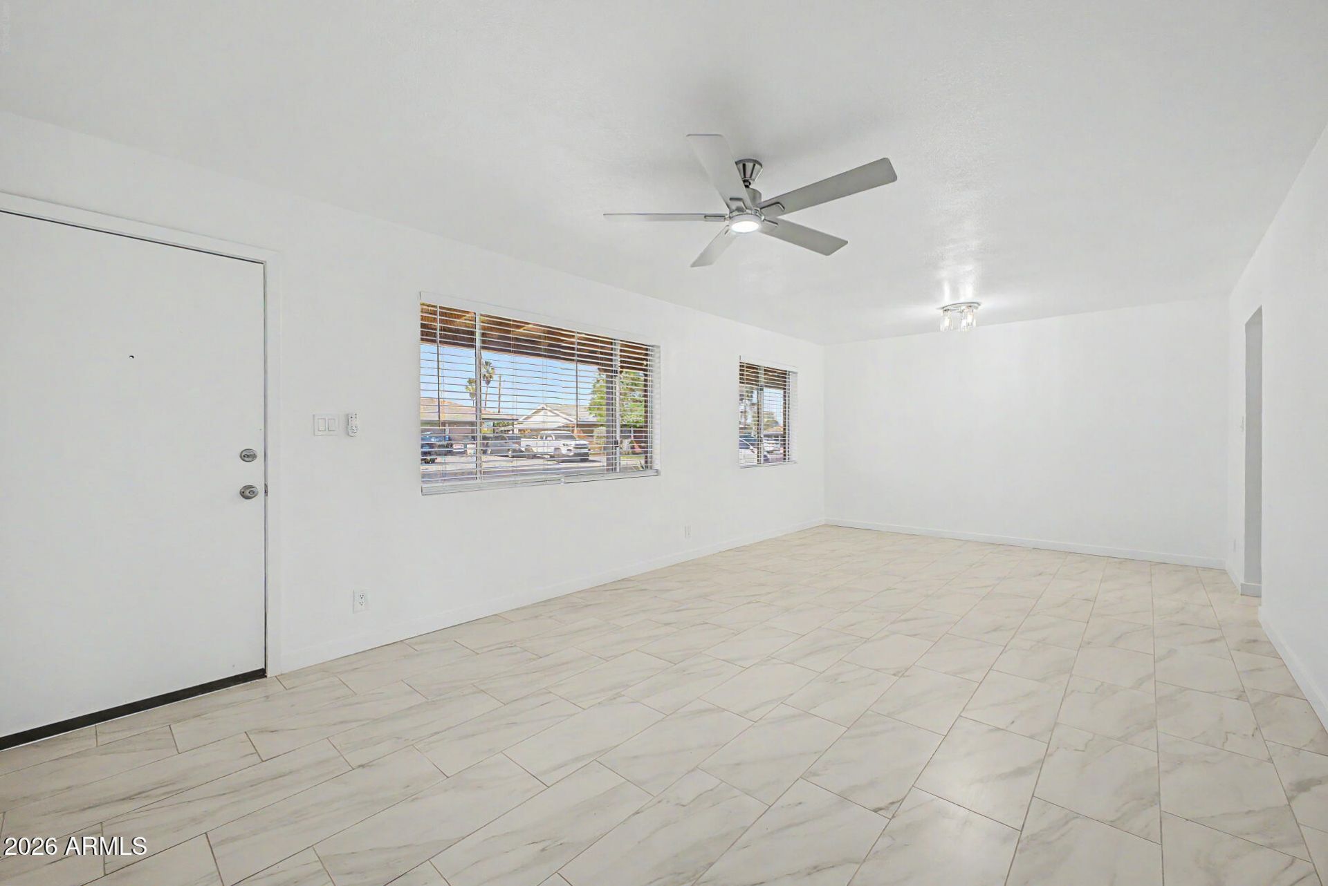 2317 W Weldon Avenue, Phoenix, AZ 85015 Main Photo