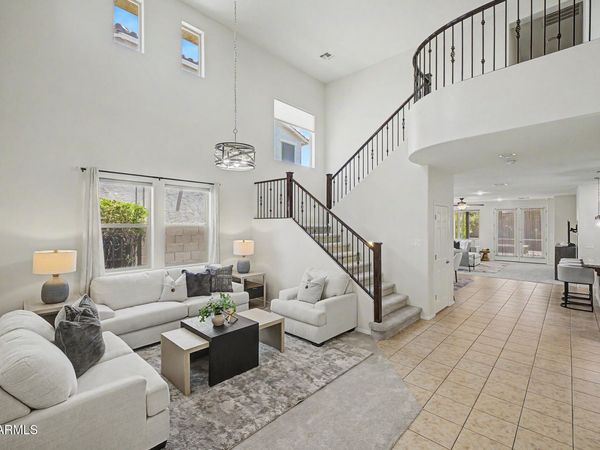 2707 E DANIEL Drive, Gilbert, AZ 85298
