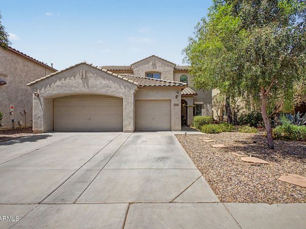 6075 W ESTANCIA Way, Florence, AZ 85132