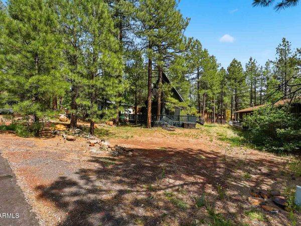 17455 S SAN CARLOS Drive, Munds Park, AZ 86017