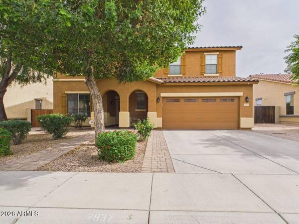 2837 E PALMDALE Lane, Gilbert, AZ 85298