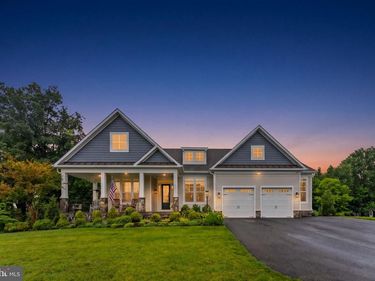 9801 THOROUGHBRED ROAD, WARRENTON, VA 20187