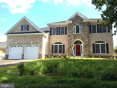 7205 ENTERPRISE AVENUE , MCLEAN, VA 22101
